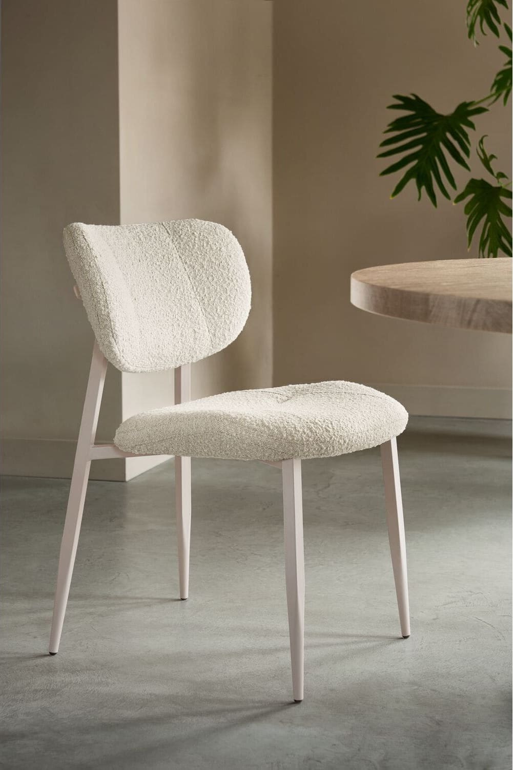 Pronto Wonen Eetkamerstoel Gomba bouclé ecru Beige|Wit Eetkamerstoel