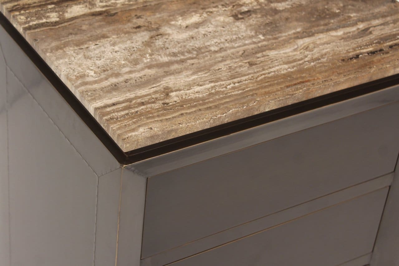 Richmond Interiors Nachtkastje Russo brown 3-drawers Bruin Nachtkastje