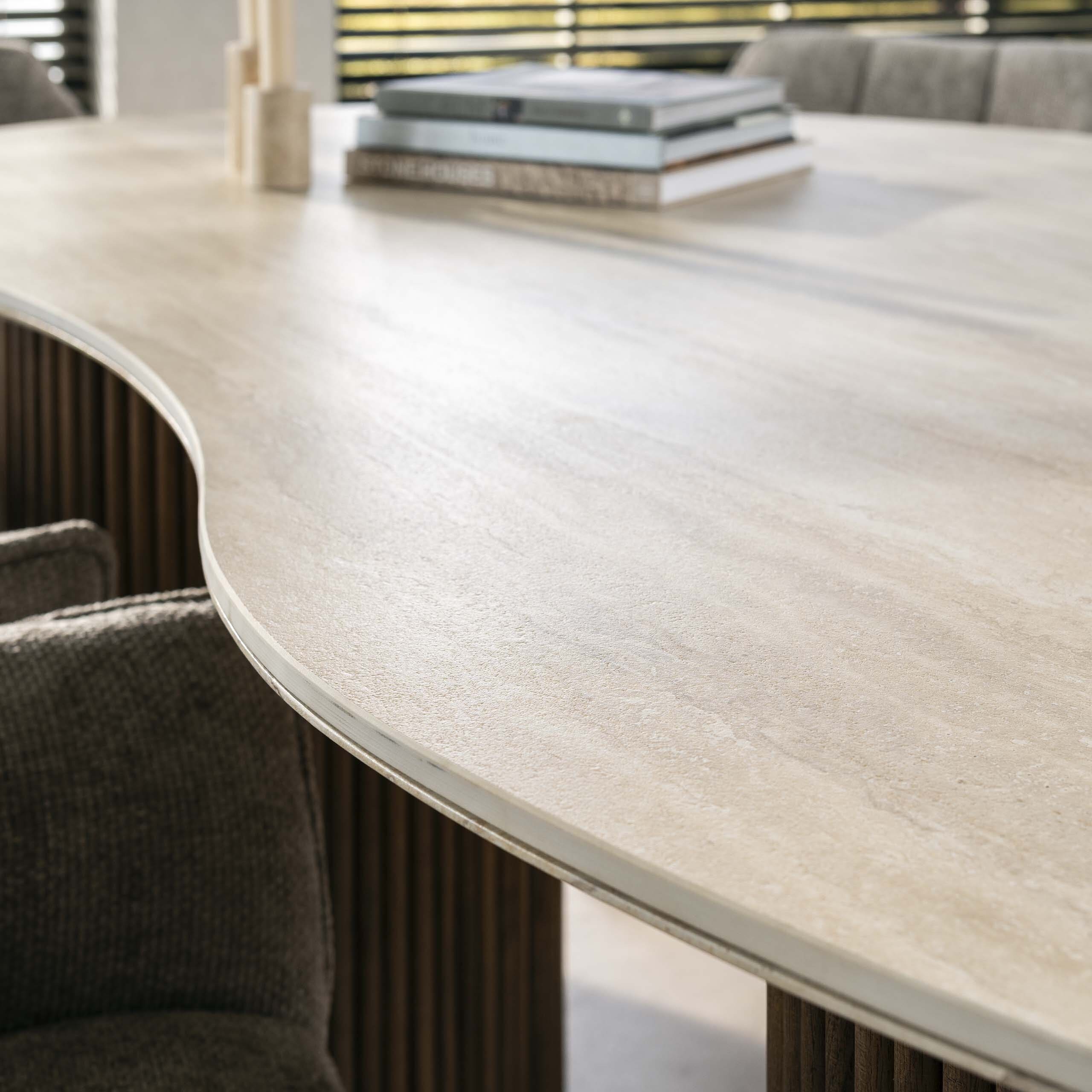 Eettafel Romano Niervormig 215cm - 3D Keramiek Travertin Bullcraft Eettafel 4574/89D