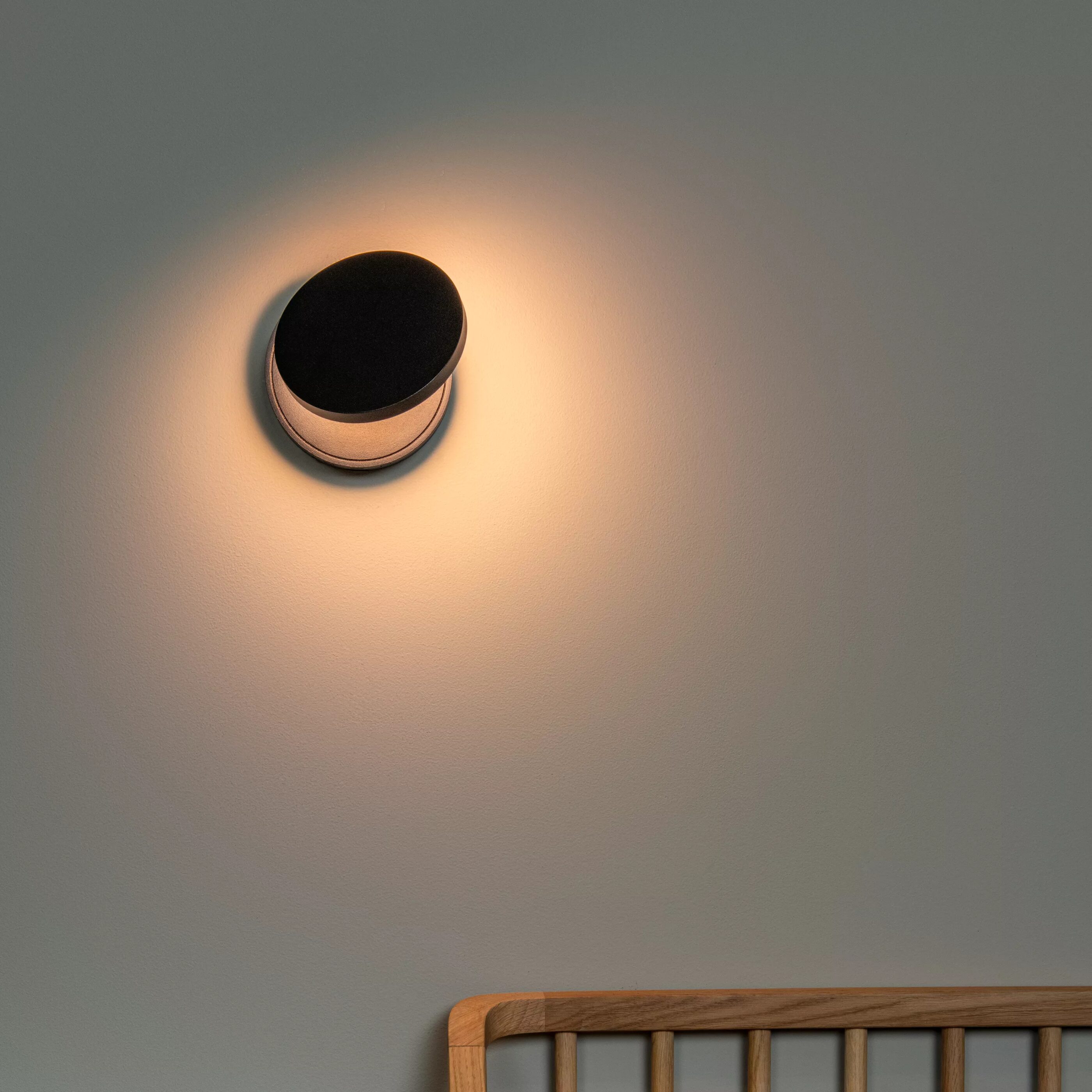 Ufor Wandlamp Ø12 cm Led Dim To Warm - Zwart Lucide Wandlamp 57251/06/30