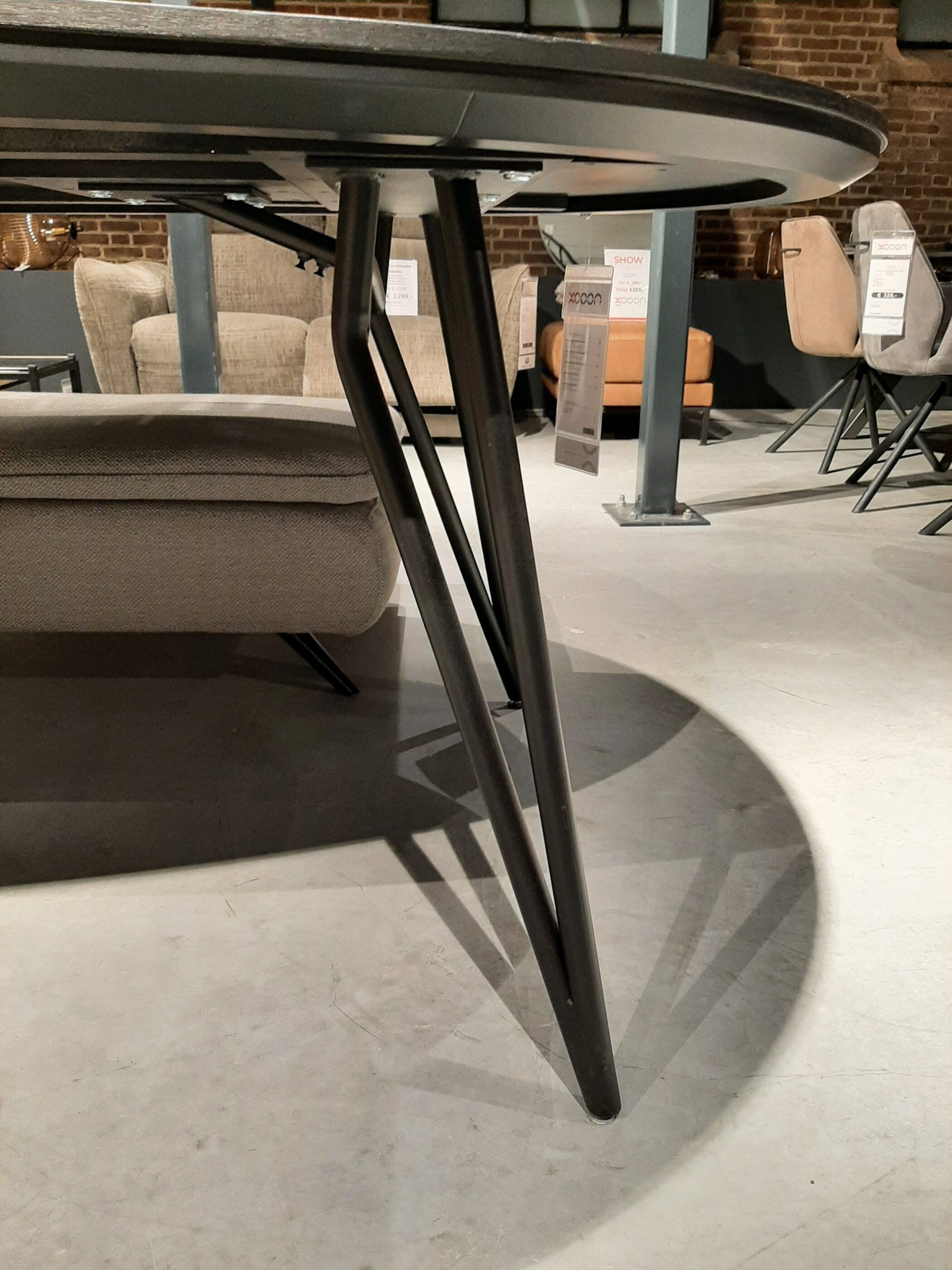Vik eetkamertafel - ovaal - 220x120 cm **SHOWROOMMODEL** - Afbeelding 4