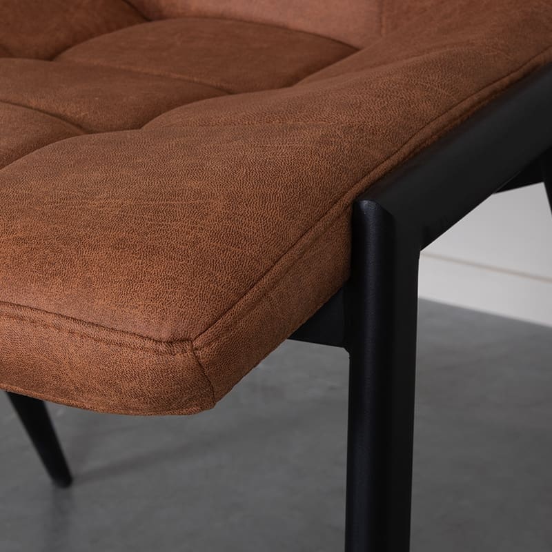 LABEL51 Eetkamerstoel Noor - Cognac - Micro Suede - Zwart Metalen Frame Cognac Eetkamerstoel