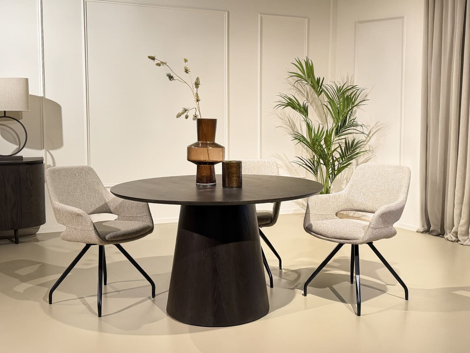 Livingfurn Eettafel Novero Espresso 130cm Bruin Eettafel