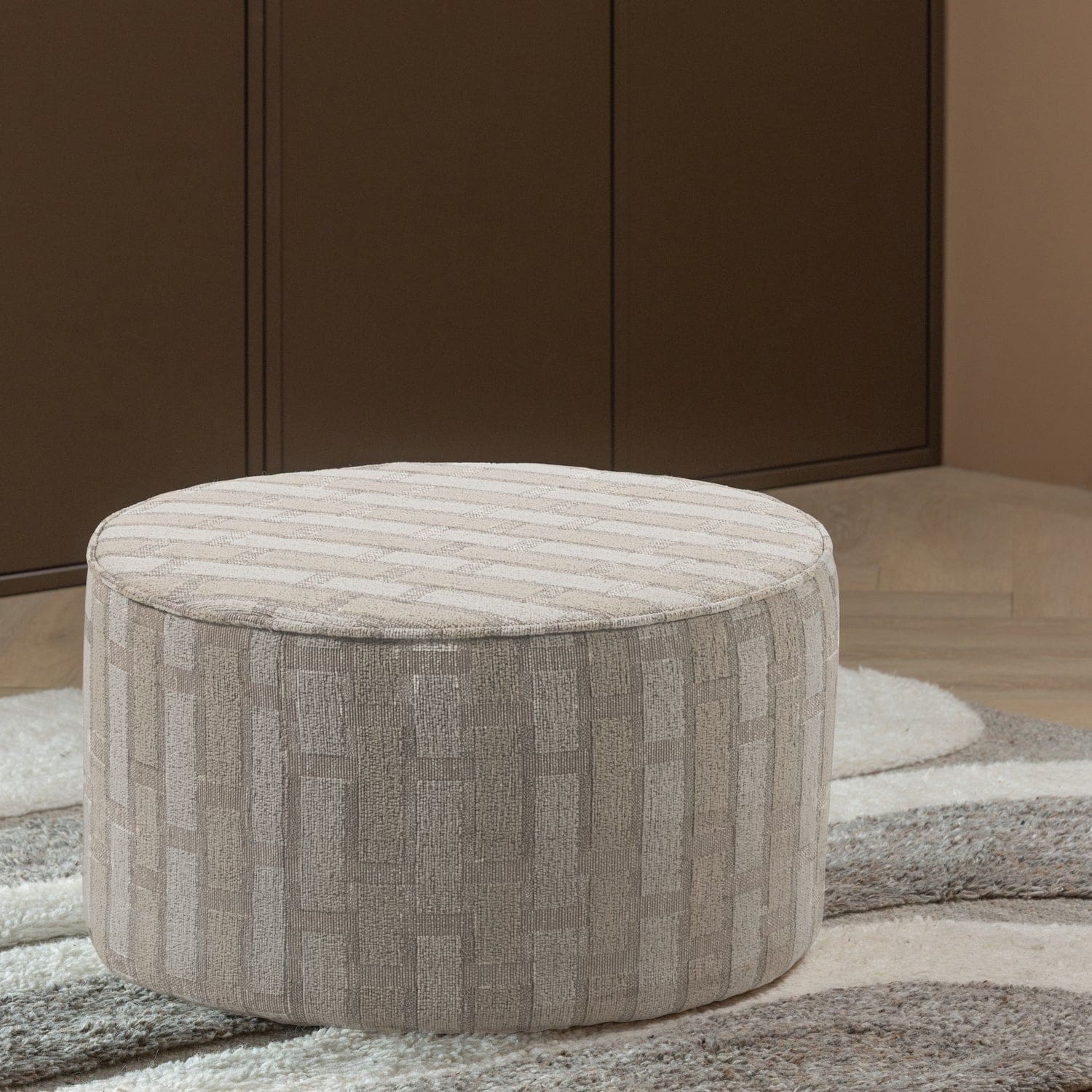 WOOOD Sarli poef laag ruit dessin chenille naturel/beige Beige Poef