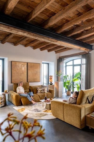 Henders & Hazel Albas 3-zitsbankbank Bank