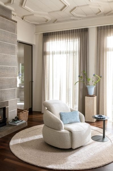 Henders & Hazel Hollywood homecinema draaifauteuil xl stof cloudy,met relaxsysteem verstelbare rug - beige Beige Fauteuil
