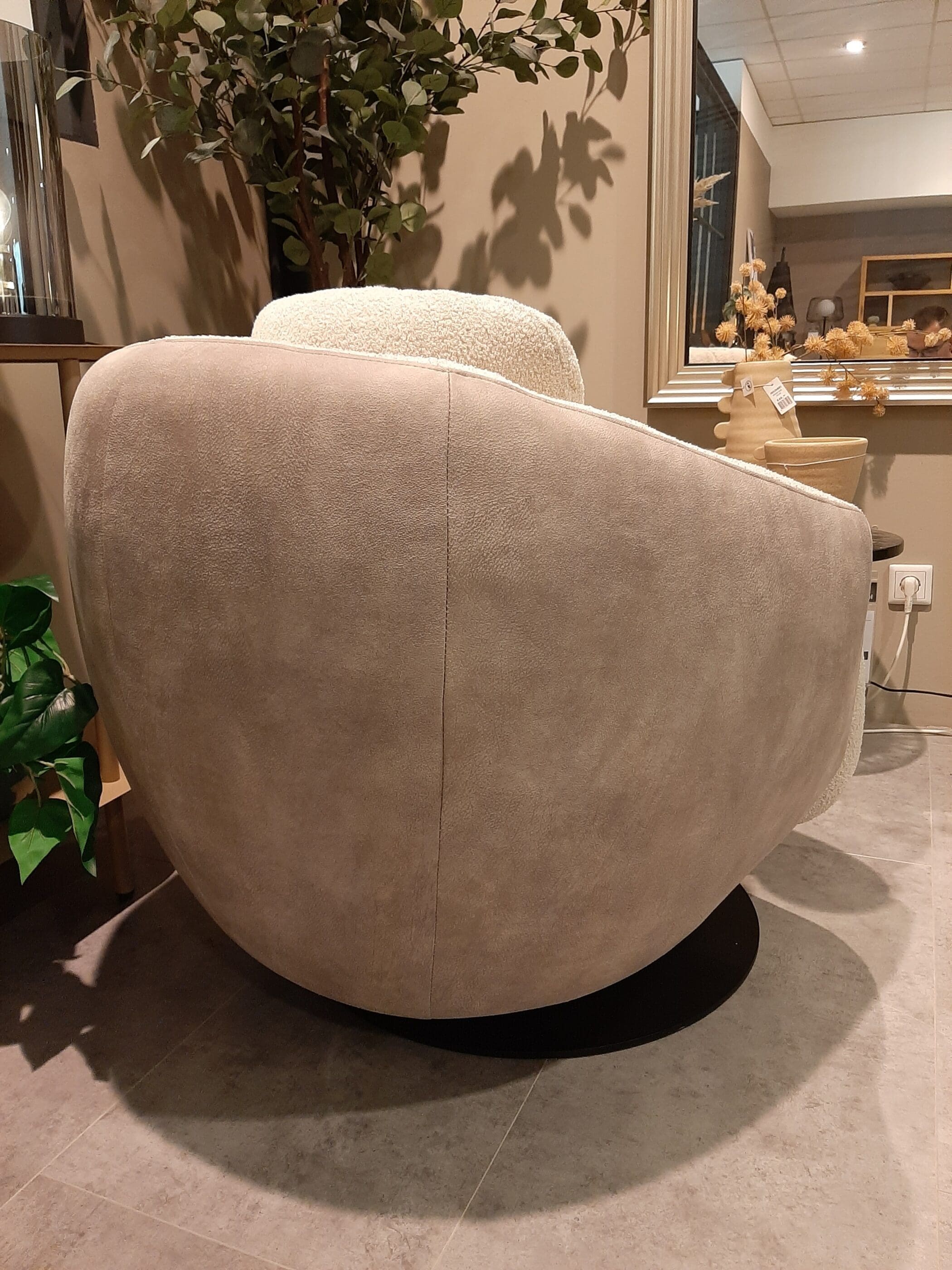 Alberta fauteuil - stof - kiezel **SHOWROOMMODEL** - Afbeelding 3