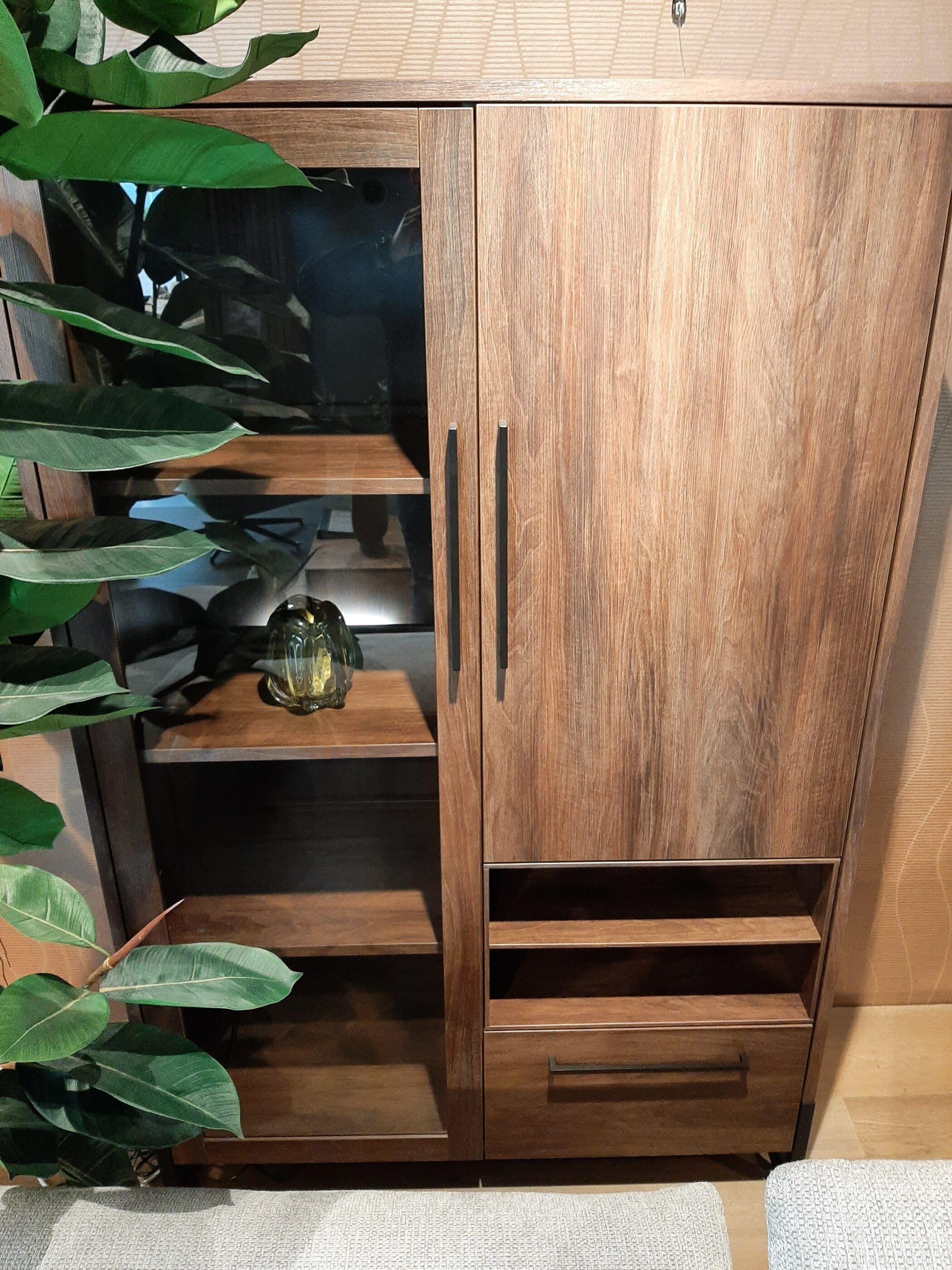 Vitrinekast Sparcia - dark almond **SHOWROOMMODEL** - Afbeelding 2
