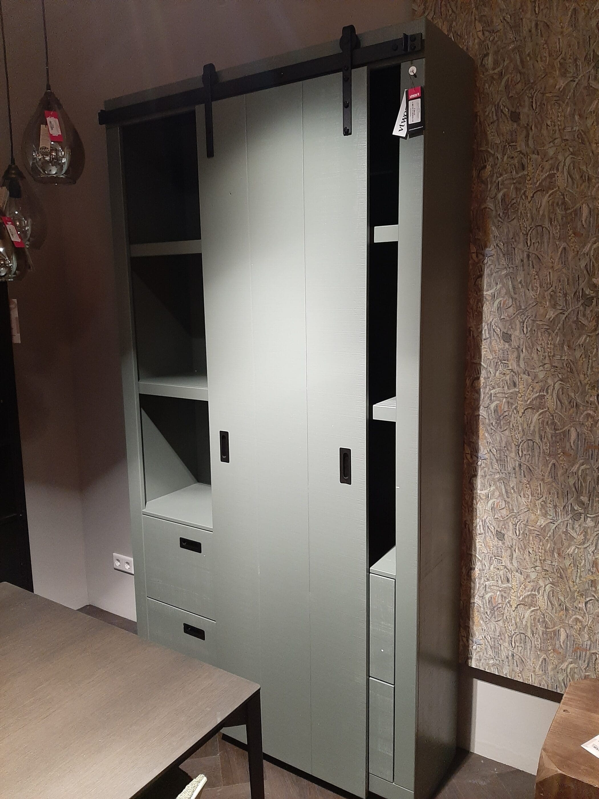 Slide Kast Barn Bezaagd - Soap **SHOWROOMMODEL**