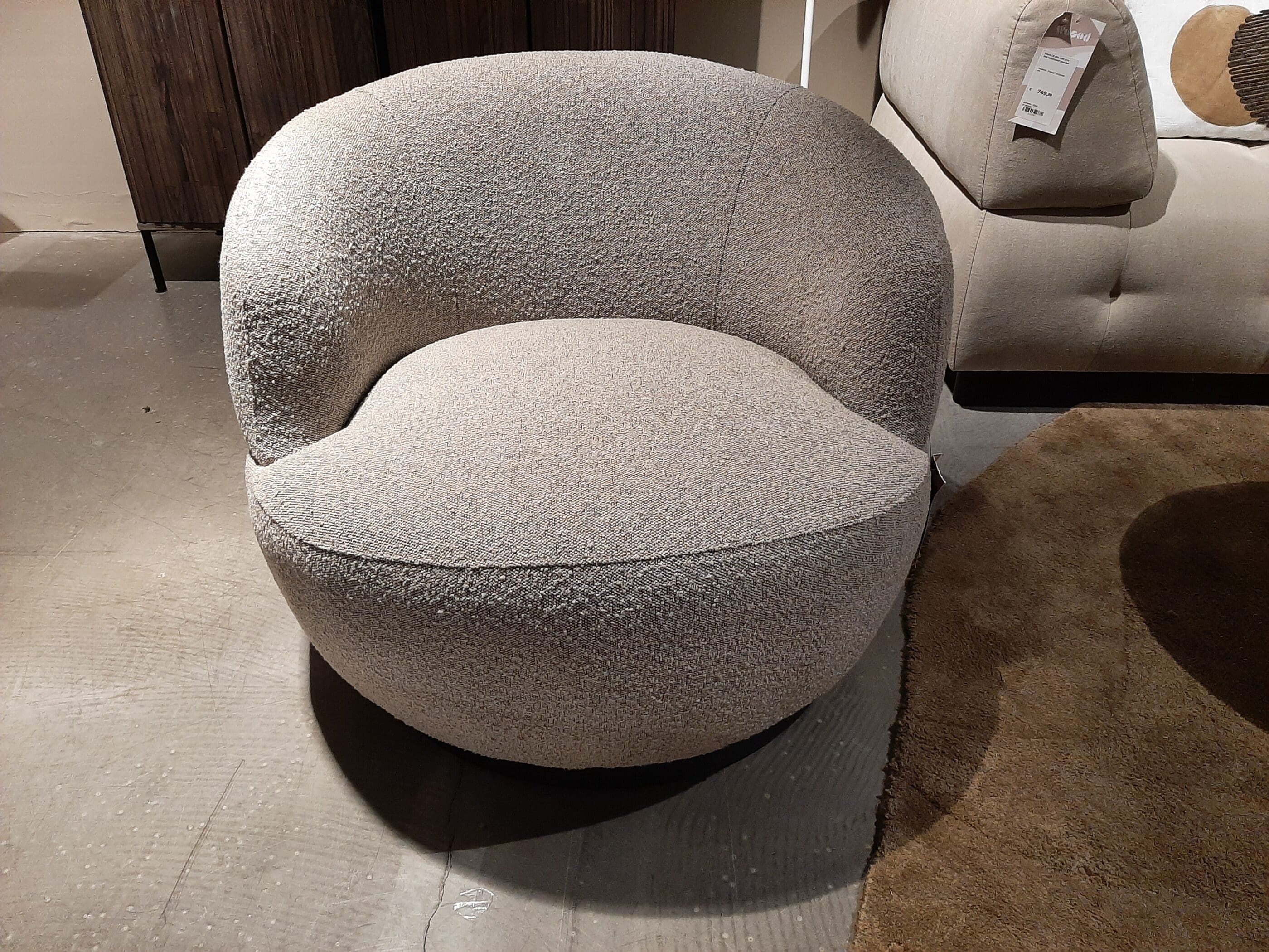 Woolly Draaifauteuil Boucle **SHOWROOMMODEL** - Afbeelding 2