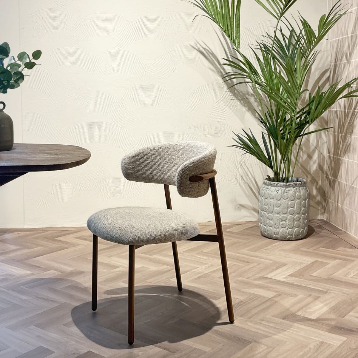 Eetkamerstoel Micah Hush Walnut
