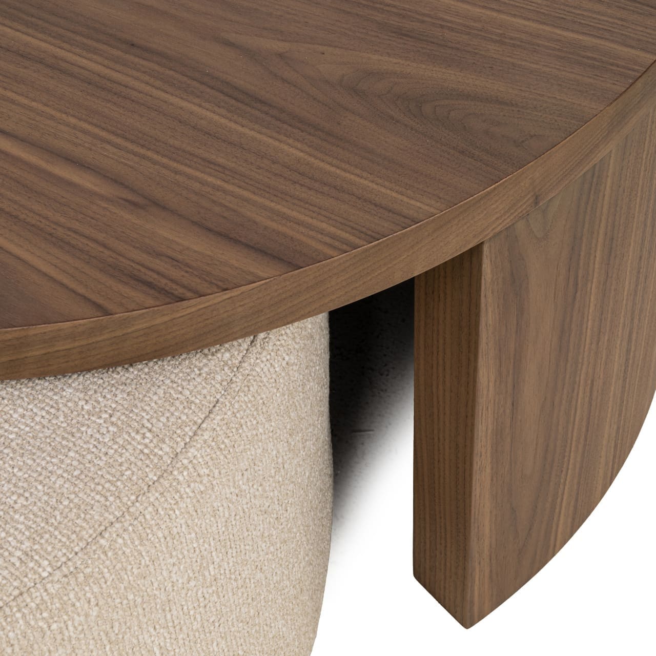 Richmond Interiors Salontafel Windsor walnut Salontafel