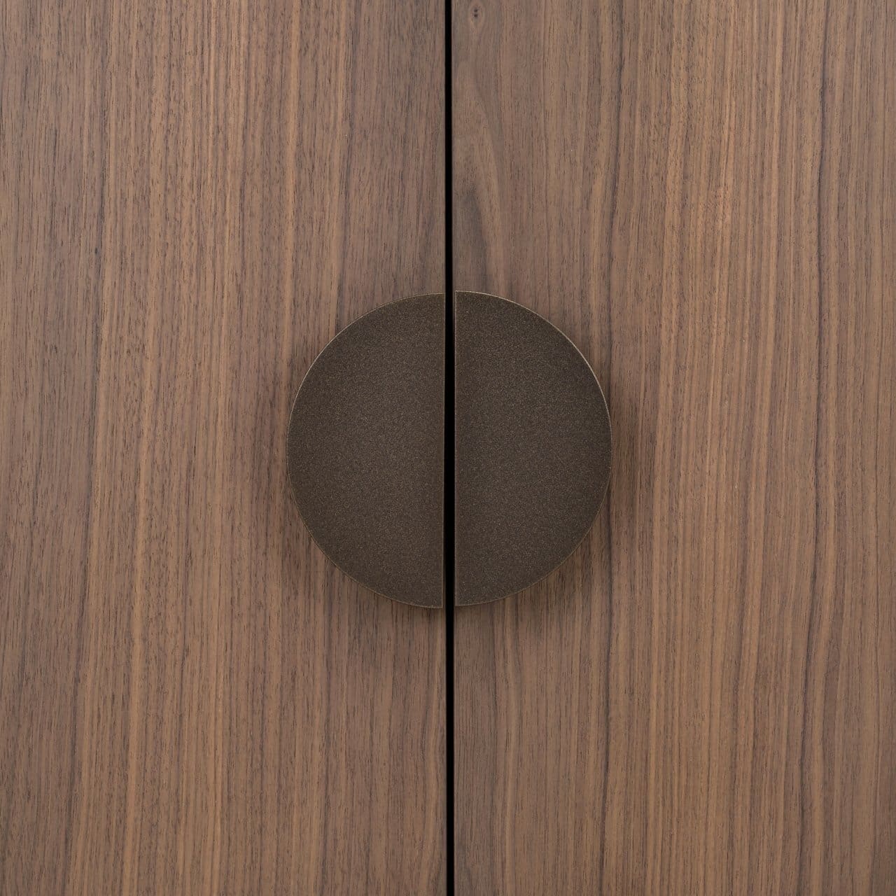 Richmond Interiors TV-meubel Windsor walnut Tv-meubel|Tv-dressoir