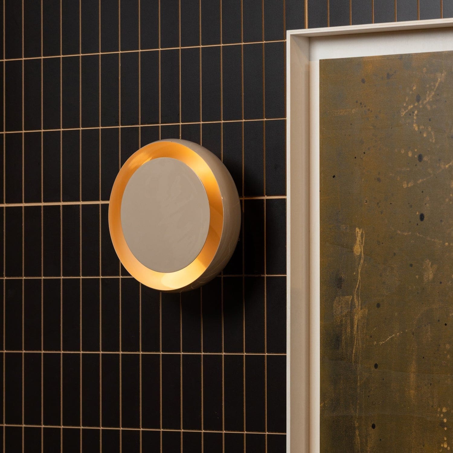 WOOOD Gloomy wandlamp rond metaal zand Bruin|Beige Wandlamp