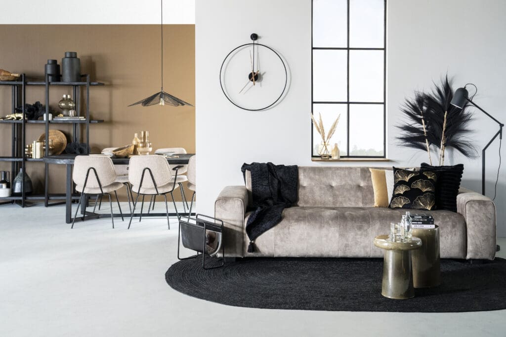 Modern interieur met stoel Lynn van Eleonora.