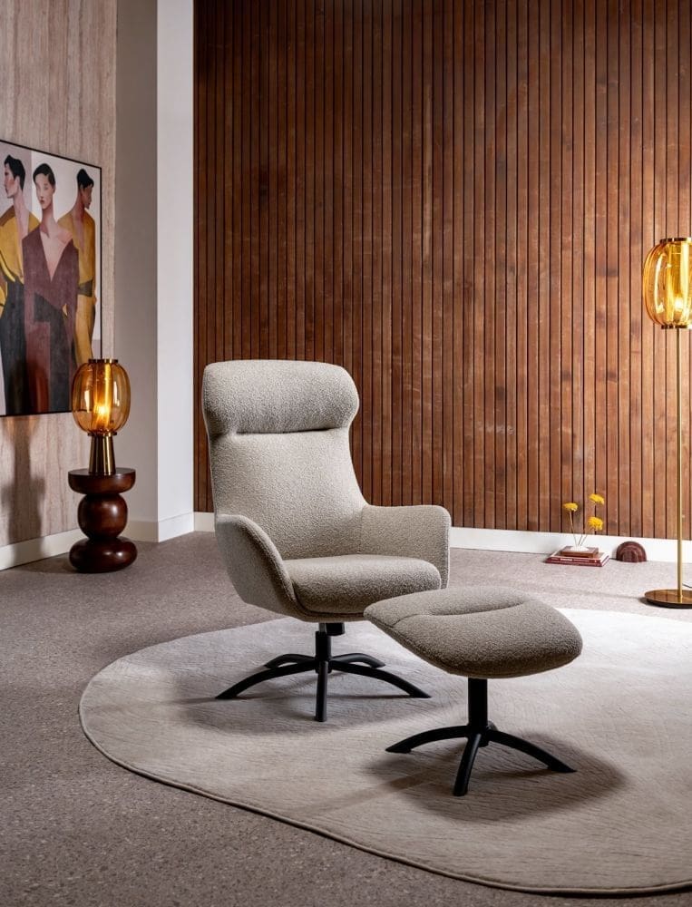 Xooon Lomi draaifauteuil incl poef stof cloudy beige poot zwart metaal Beige Fauteuil