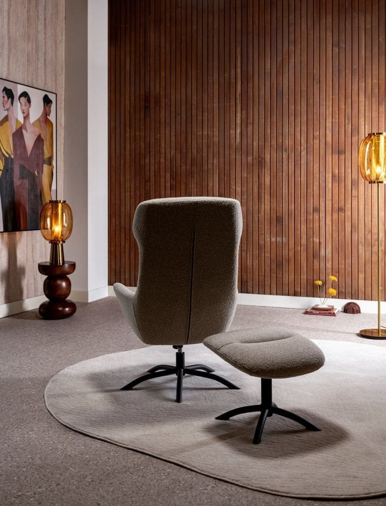Xooon Lomi draaifauteuil incl poef stof cloudy beige poot zwart metaal Beige Fauteuil