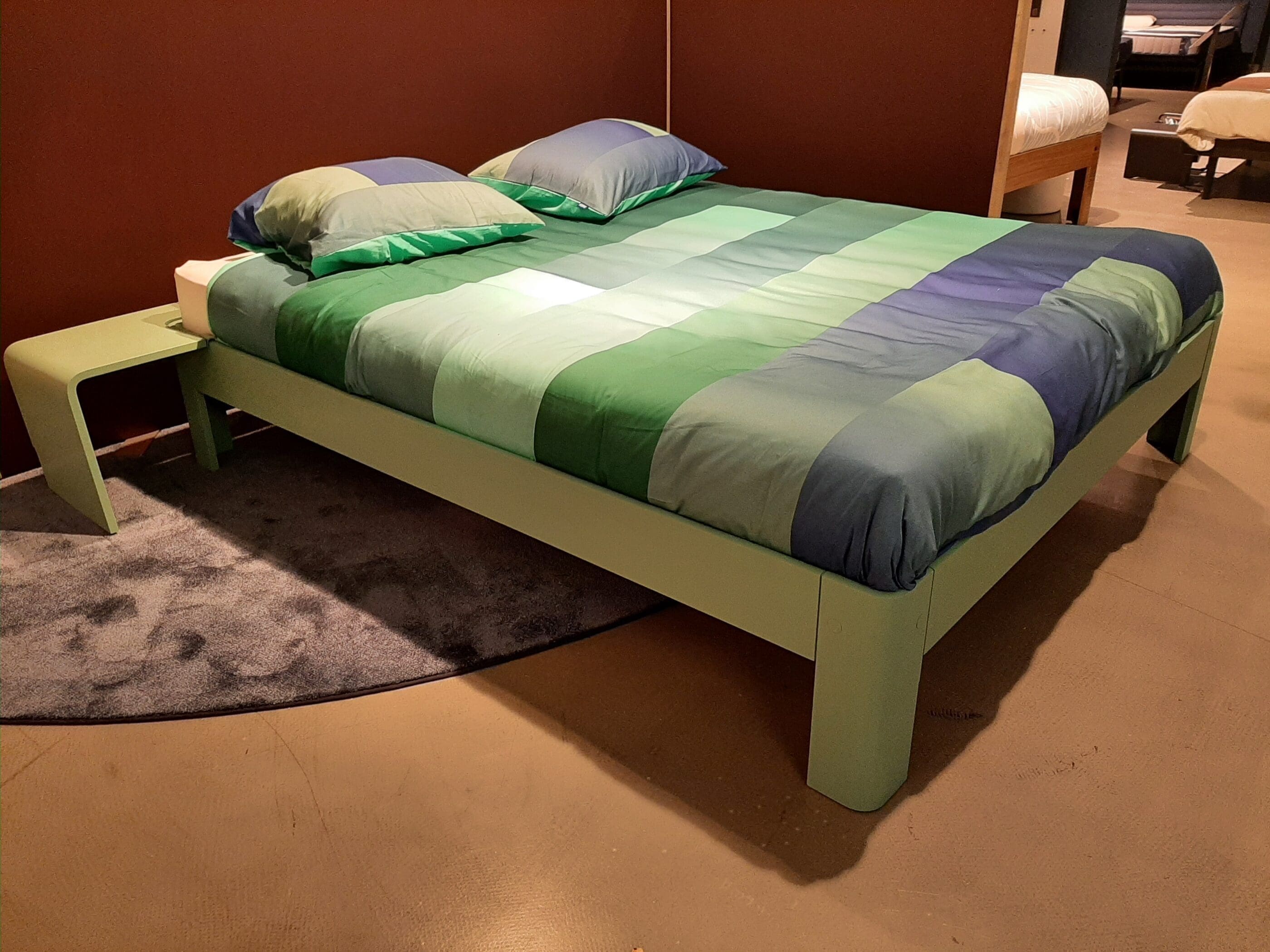 Auronde bed incl. matrassen + spiraalbodems **SHOWROOMMODEL**