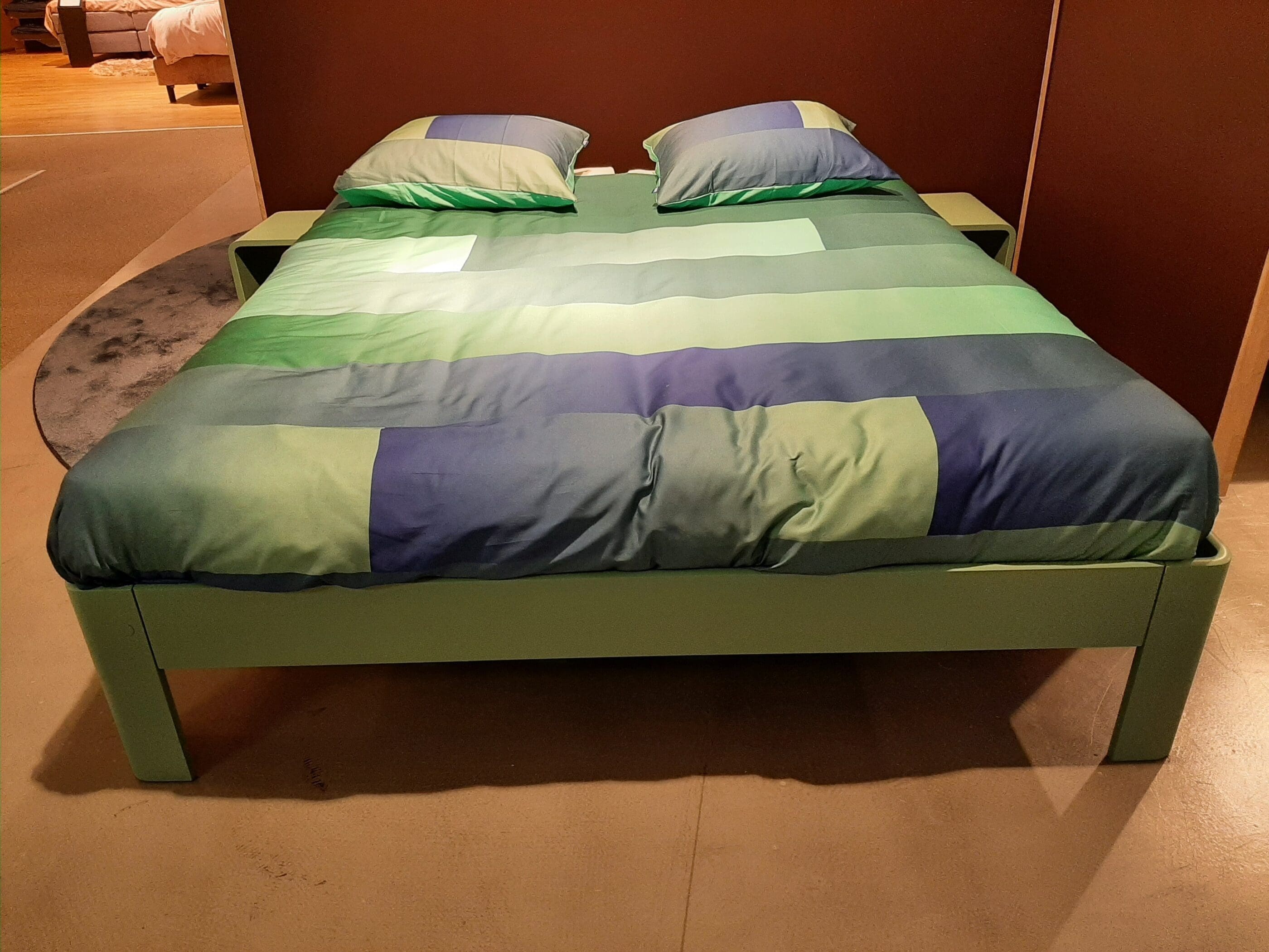 Auronde bed incl. matrassen + spiraalbodems **SHOWROOMMODEL** - Afbeelding 2