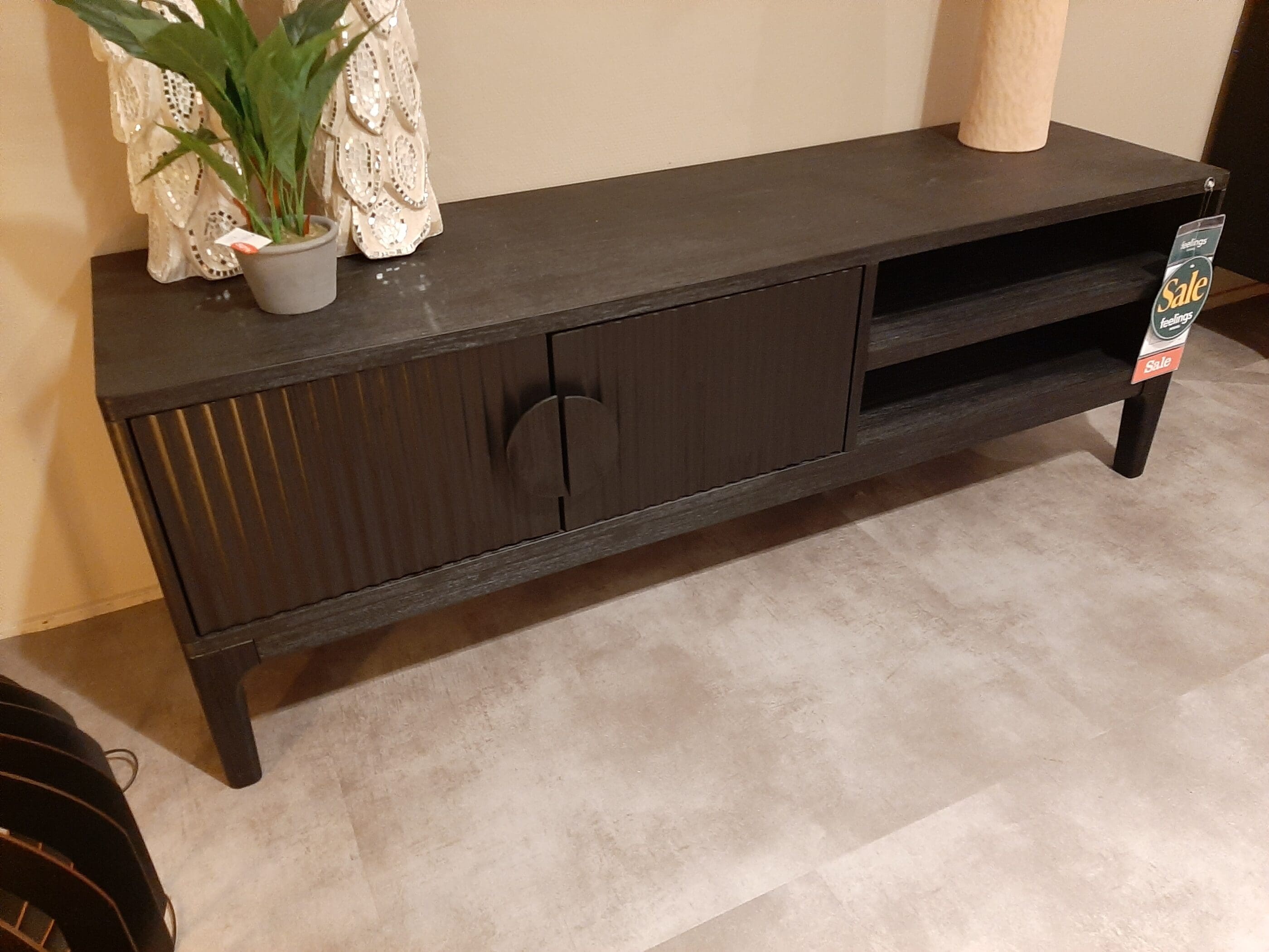 Larissa tv-dressoir **SHOWROOMMODEL** - Afbeelding 2