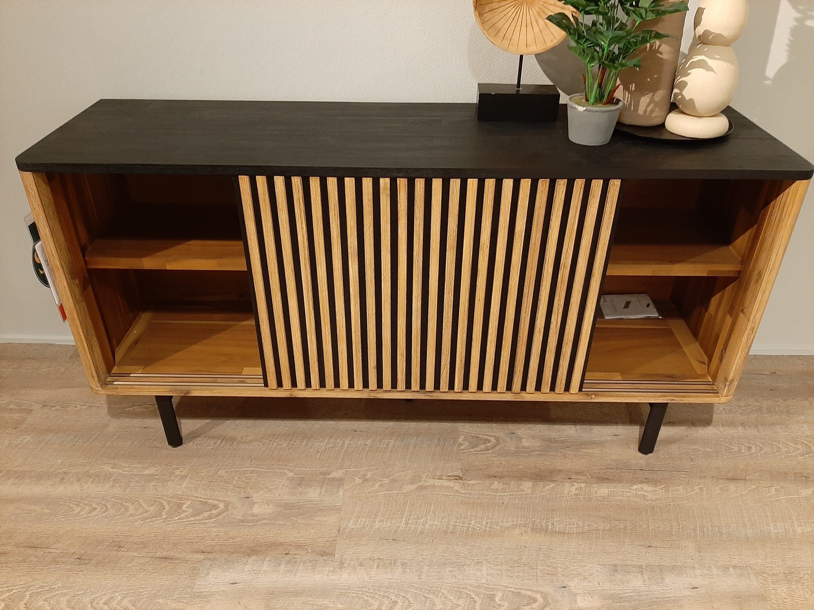 Larvik dressoir **SHOWROOMMODEL** - Afbeelding 4