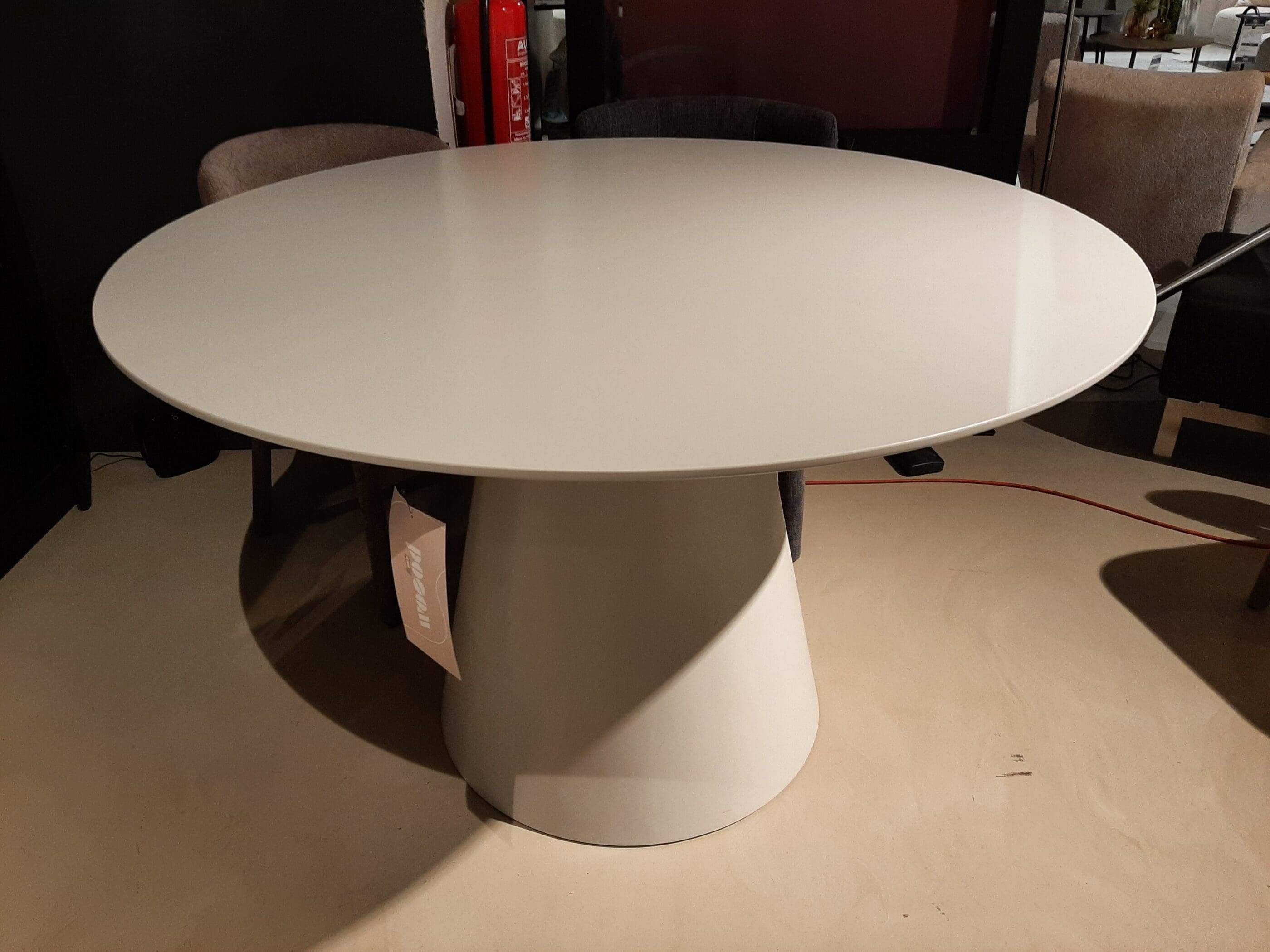 Jorre Eettafel Beige **SHOWROOMMODEL** - Afbeelding 2